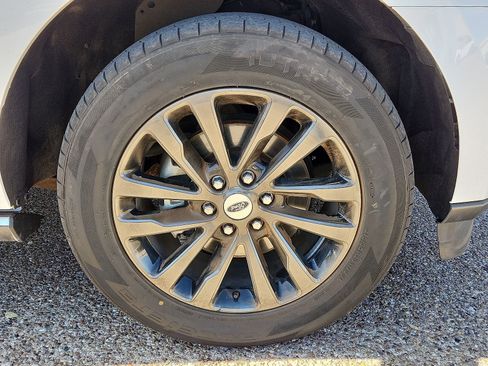 Used 2021 Ford Expedition Max Limited image 7