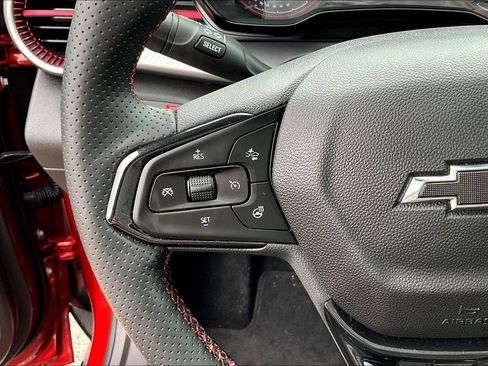 Used 2024 Chevrolet Trax RS w/ Driver Confidence Package FWD image 12