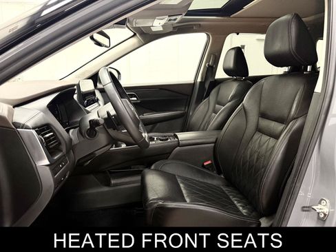 Used 2021 Nissan Rogue Platinum AWD/4WD image 14