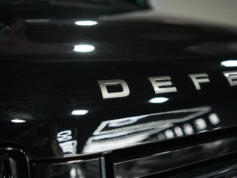 Used 2024 Land Rover Defender 110 Carpathian Edition AWD/4WD image 39