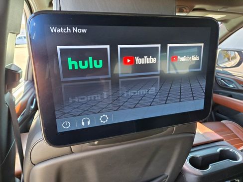 Used 2023 GMC Yukon XL Denali Ultimate image 15