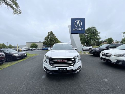 Used 2023 GMC Terrain SLT w/ Infotainment Package II AWD/4WD image 28