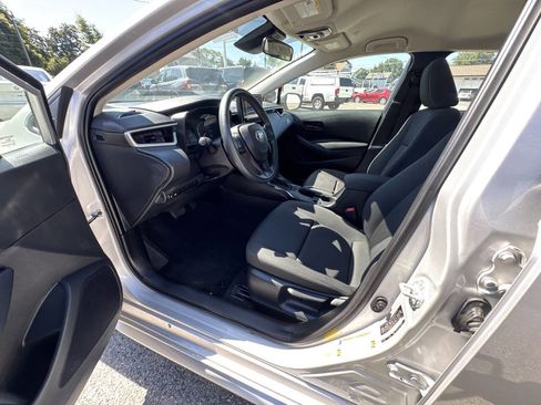 Used 2023 Toyota Corolla LE image 27