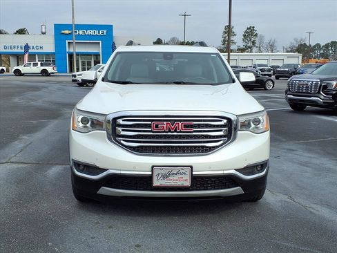 Used 2019 GMC Acadia SLT image 2
