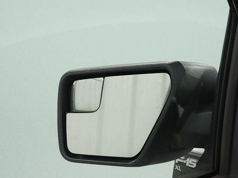 Used 2023 Ford F150 XL RWD image 17