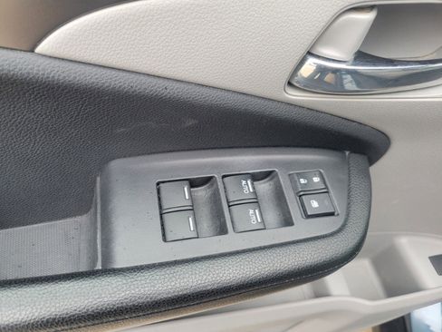 Used 2016 Honda Pilot EX image 11