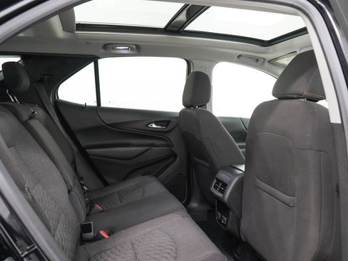 Used 2018 Chevrolet Equinox LT w/ Sun & Infotainment Package AWD/4WD image 14