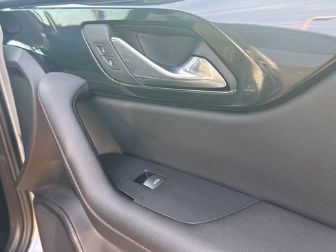 Used 2025 Chevrolet Blazer RS image 19