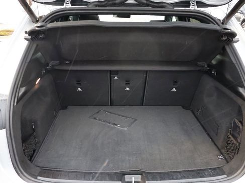 Used 2021 Mercedes-Benz GLA 250 4MATIC image 16