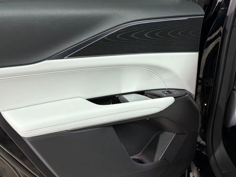 New 2026 Cadillac Lyriq Sport image 37