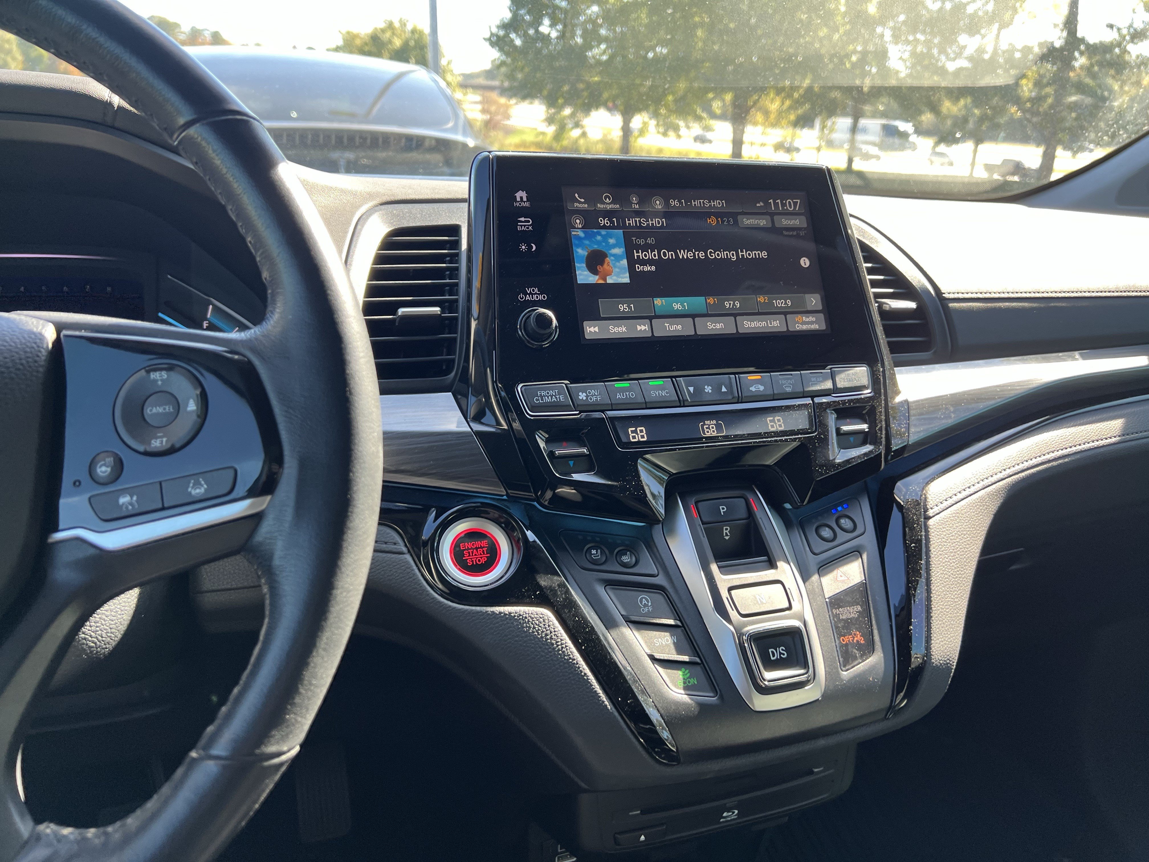 Used 2021 Honda Odyssey Elite image 32
