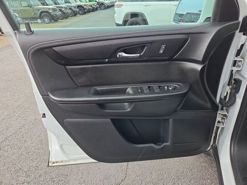Used 2017 Chevrolet Traverse LT AWD/4WD image 21