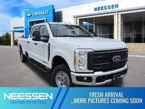 Used 2023 Ford F250 XL w/ FX4 Off-Road Package image 1