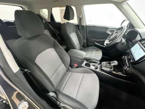 Certified 2024 Kia Soul S FWD image 26
