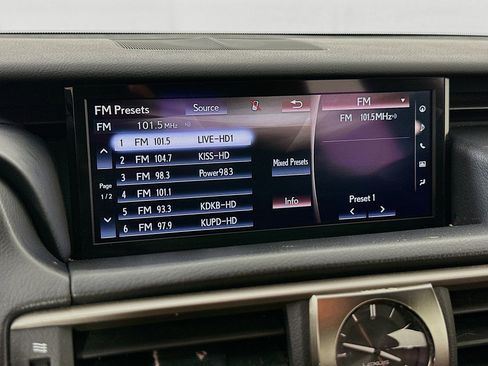 Used 2017 Lexus IS 300 F Sport w/ F Sport Package image 21