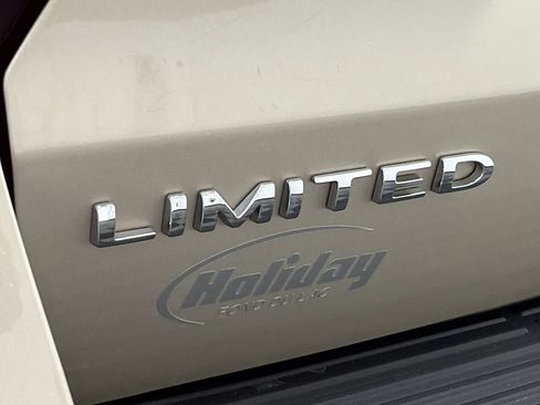 Used 2018 Ford Expedition Max Limited w/ Equipment Group 301A AWD/4WD image 39