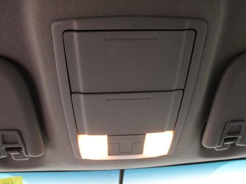 Used 2016 Ford F250 XLT w/ XLT Premium Package image 38