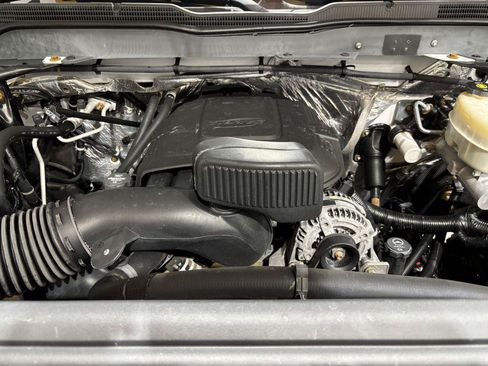 Used 2015 Chevrolet Silverado 2500 W/T AWD/4WD image 24