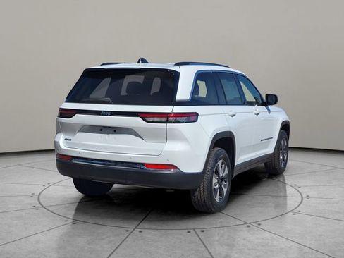 Certified 2022 Jeep Grand Cherokee Limited 4xe image 12