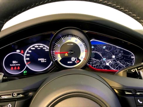 Certified 2023 Porsche Panamera 4 Platinum Edition AWD/4WD image 29