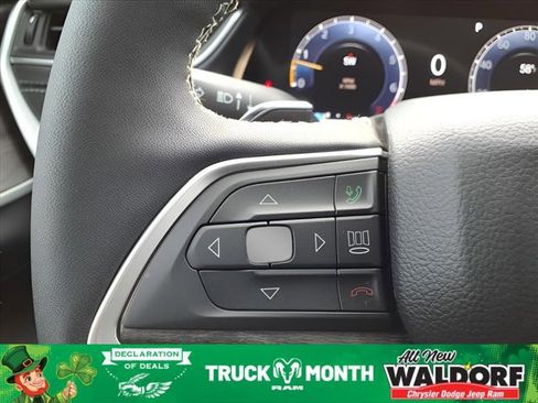 New 2025 Jeep Grand Cherokee Limited image 16