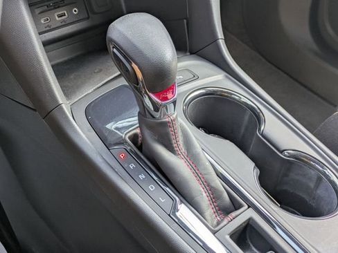 Certified 2023 Chevrolet Equinox RS w/ RS Leather Package FWD image 25