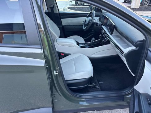 Used 2025 Hyundai Tucson SEL AWD/4WD image 12