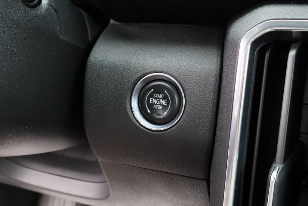 Certified 2026 GMC Acadia Elevation w/ Elevation Premium Package FWD image 20