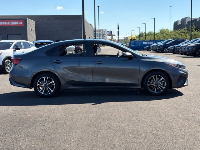 Used 2024 Kia Forte LXS FWD image 9