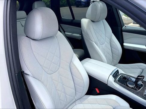 Used 2023 BMW X5 sDrive40i RWD image 7