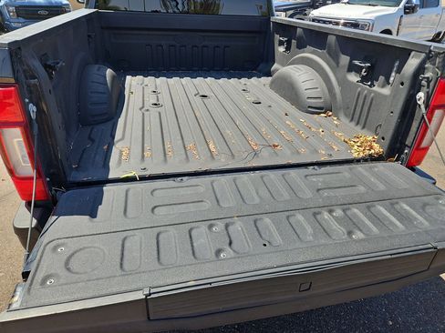 Used 2022 Ford F250 Platinum AWD/4WD image 7