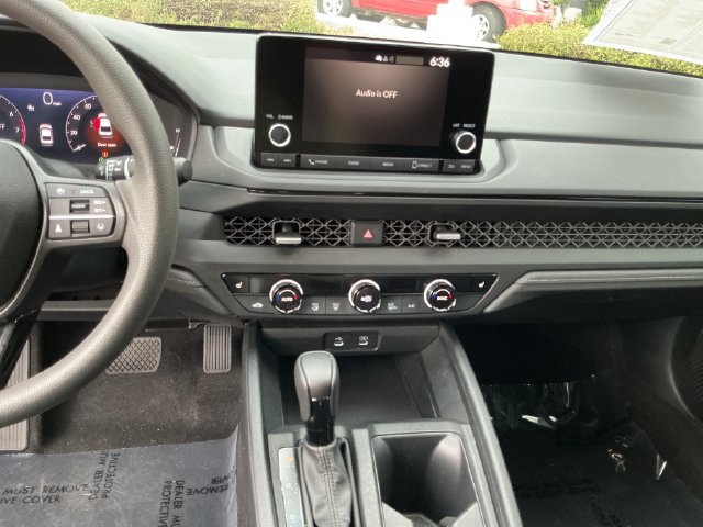 Certified 2024 Honda Accord EX image 17