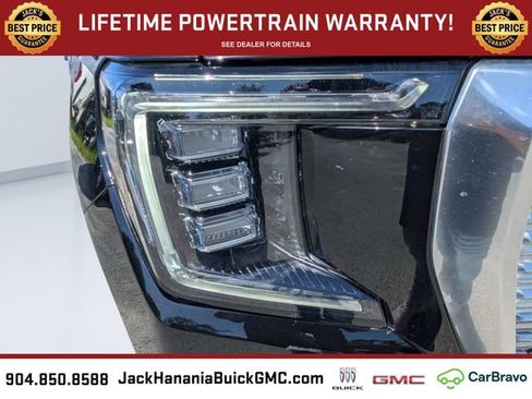 Used 2022 GMC Yukon Denali w/ Advanced Technology Package AWD/4WD image 8