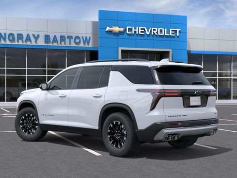 New 2026 Chevrolet Traverse Z71 w/ Enhanced Driving Package AWD/4WD image 4