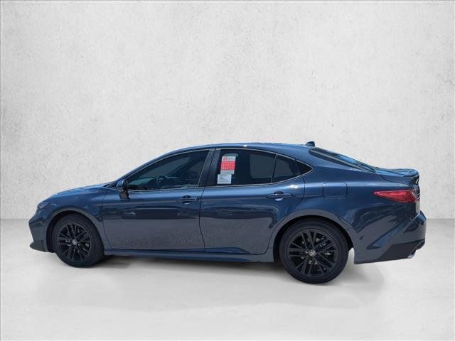 Used 2026 Toyota Camry SE FWD image 8