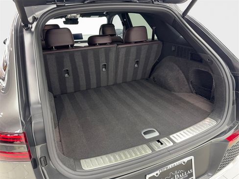 Used 2024 Genesis GV70 2.5T w/ Advanced Package image 79