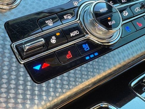 Used 2024 Lincoln Aviator Black Label w/ Dynamic Handling Package image 20