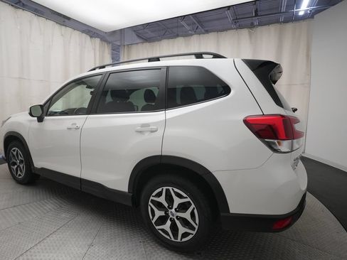 Used 2024 Subaru Forester Premium AWD/4WD image 34