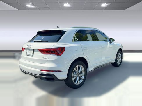 New 2025 Audi Q3 2.0T Premium image 8