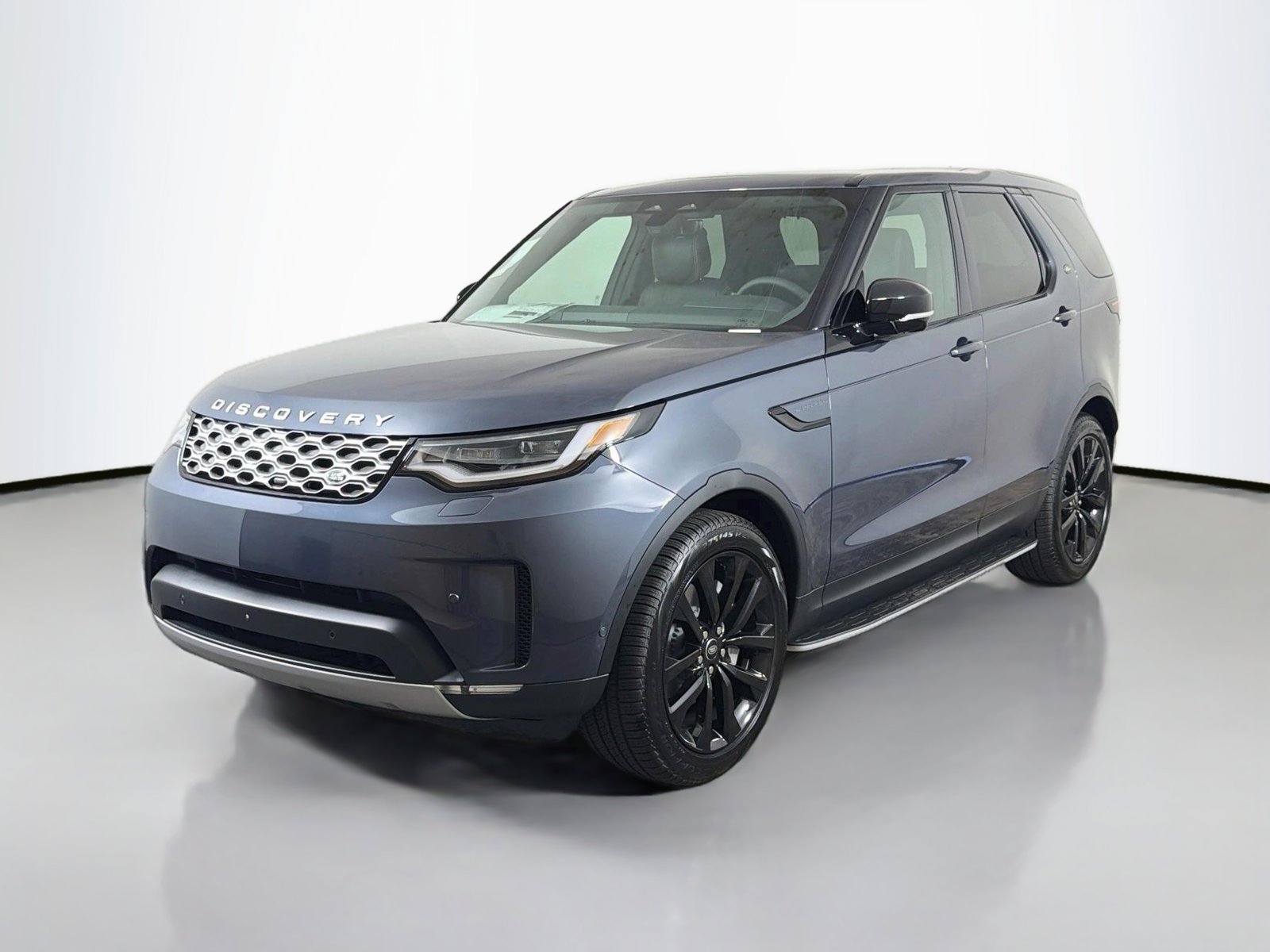 New 2026 Land Rover Discovery S AWD/4WD image 1