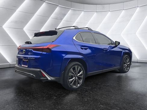 Used 2023 Lexus UX 250h F Sport image 5