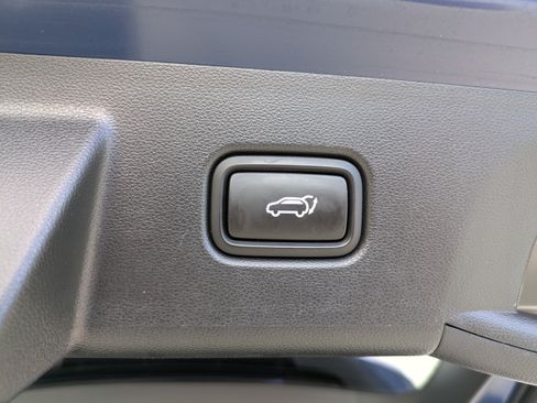 Certified 2023 Hyundai Tucson Limited FWD image 12