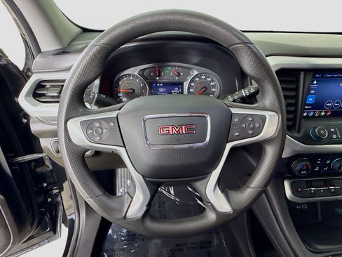 Used 2023 GMC Acadia SLE w/ Driver Convenience Package FWD image 11