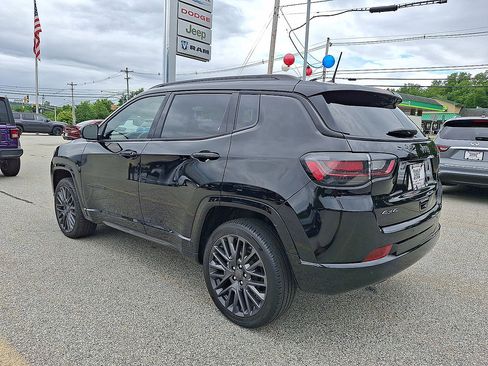 Used 2023 Jeep Compass High Altitude AWD/4WD image 22