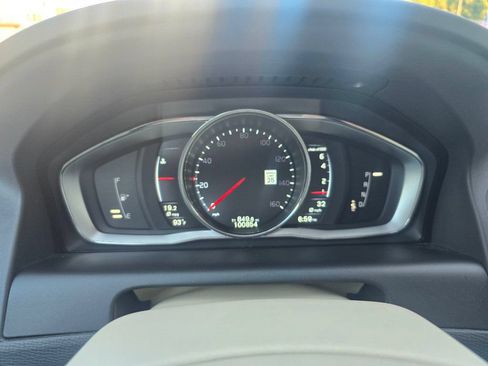 Used 2016 Volvo XC60 T5 Premier w/ Technology Package AWD/4WD image 24