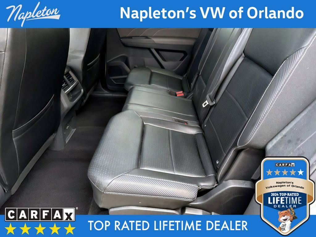 Certified 2021 Volkswagen Atlas Cross Sport SEL AWD/4WD image 28