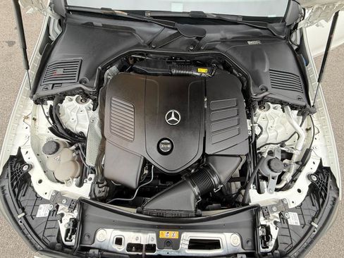 Used 2022 Mercedes-Benz C 300 Sedan image 23