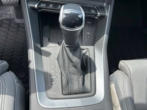 Used 2025 Audi Q3 2.0T Premium w/ Convenience Package AWD/4WD image 41