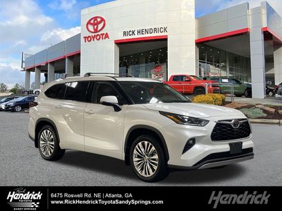Used 2025 Toyota Highlander Platinum