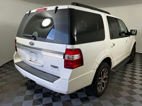 Used 2016 Ford Expedition XLT w/ Equipment Group 202A RWD image 5